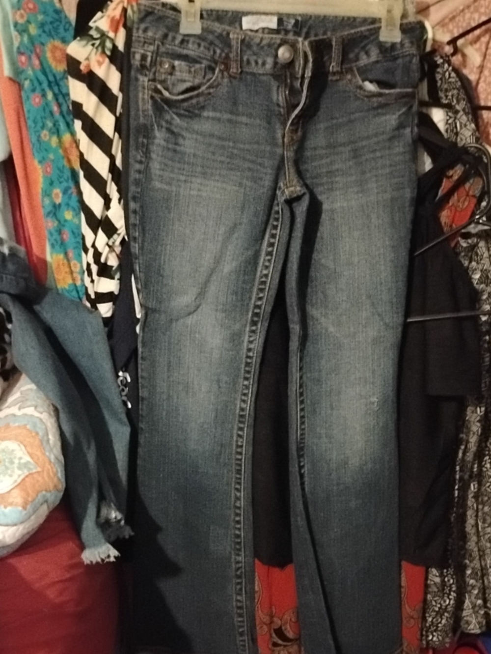 Aeropostale Women’s Skinny Jeans in Faded Blue Wash